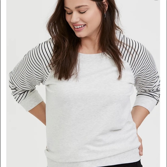 Torrid Size 5X Light Grey FLEECE & STRIPE RAGLAN SWEATSHIRT - Picture 5 of 7